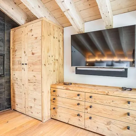Duplex Overlook Penthouse Apartment